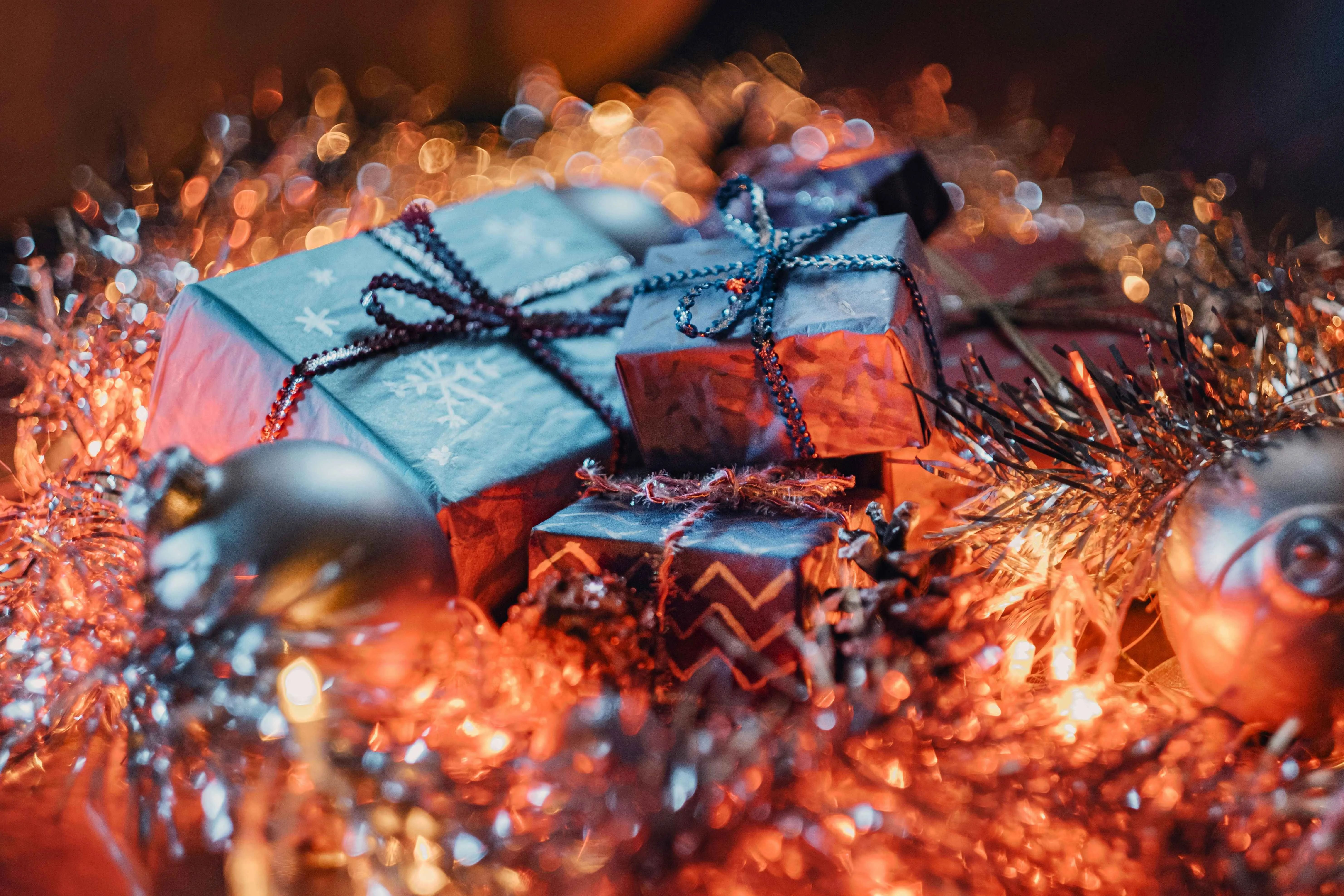 5 Proven Holiday Campaigns to Boost Your Year-End Sales